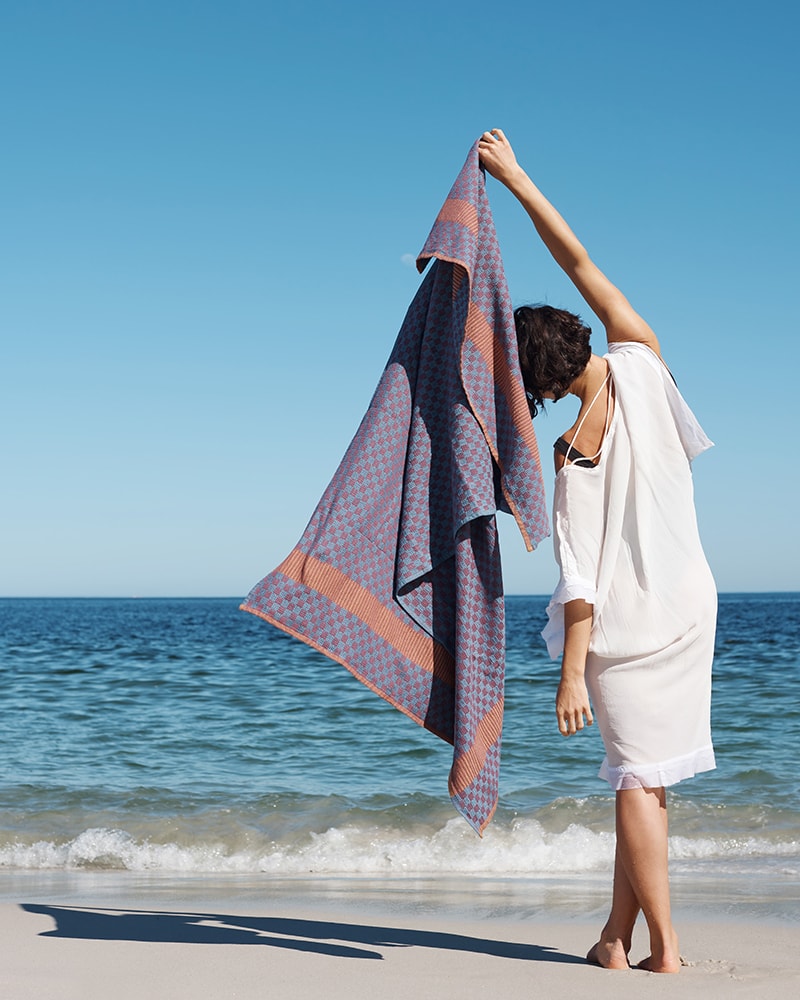 Mungo Willow Beach Towel, Jellyfish