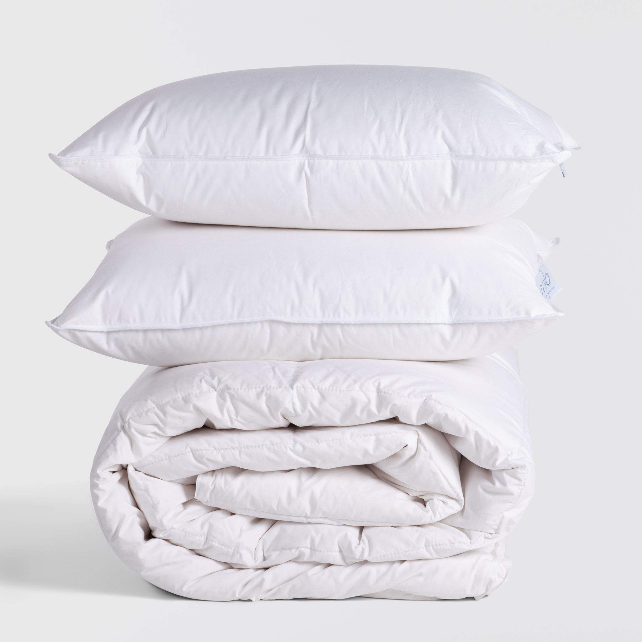 eelo Duvet Insert and Standard Down Pillows, White