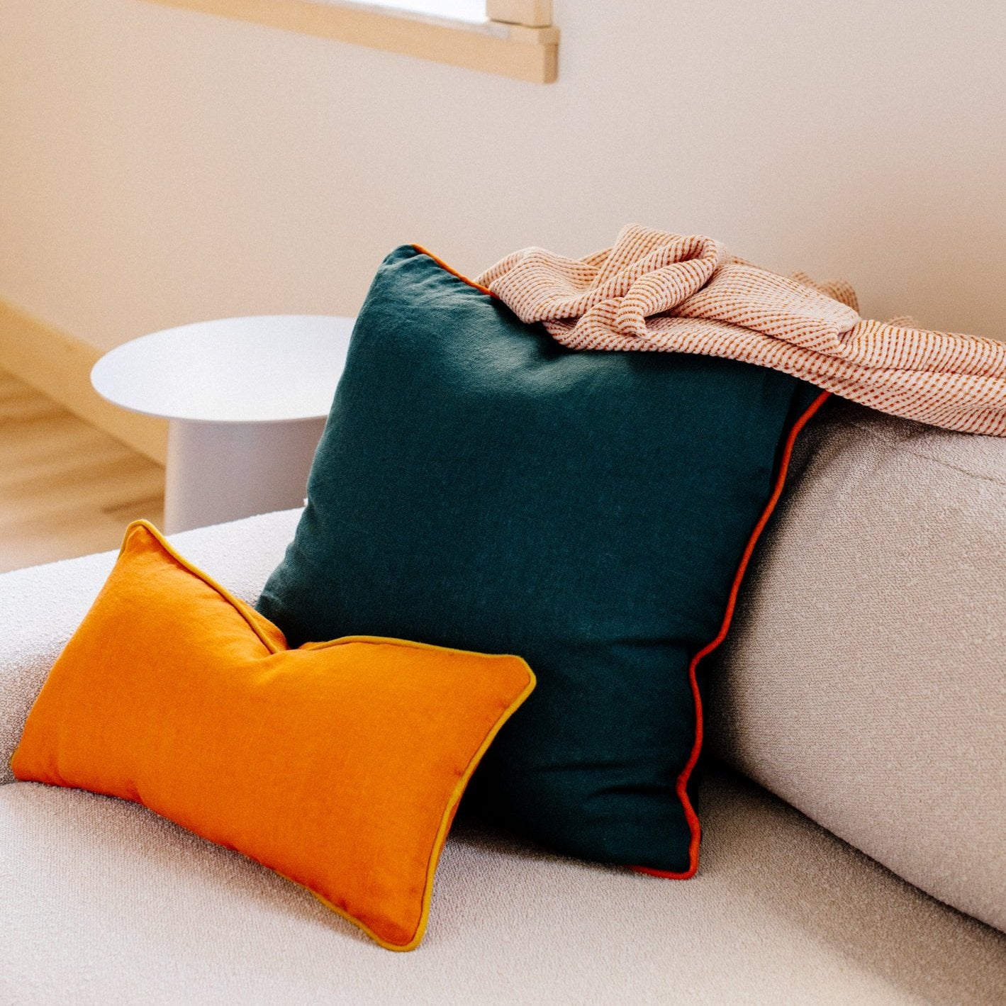 eelo_linenpillow_green_orange